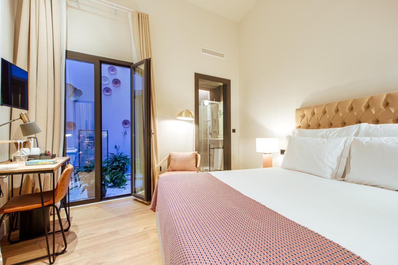 Casa Alhaja By Shiadu Hotel Seville Ngoại thất bức ảnh